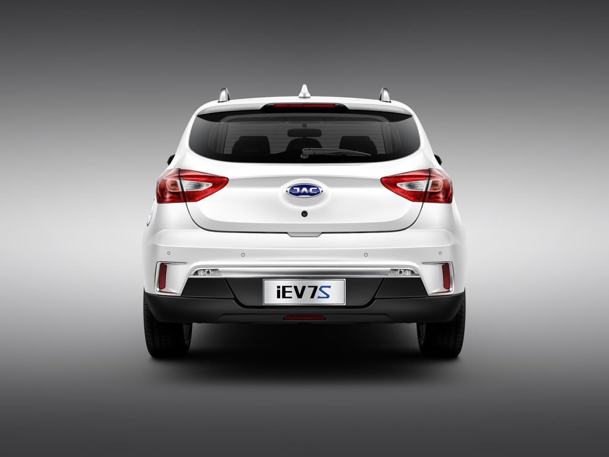 JAC электромобиль iev7s