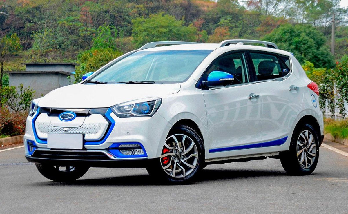 Джака электроавтомобиль