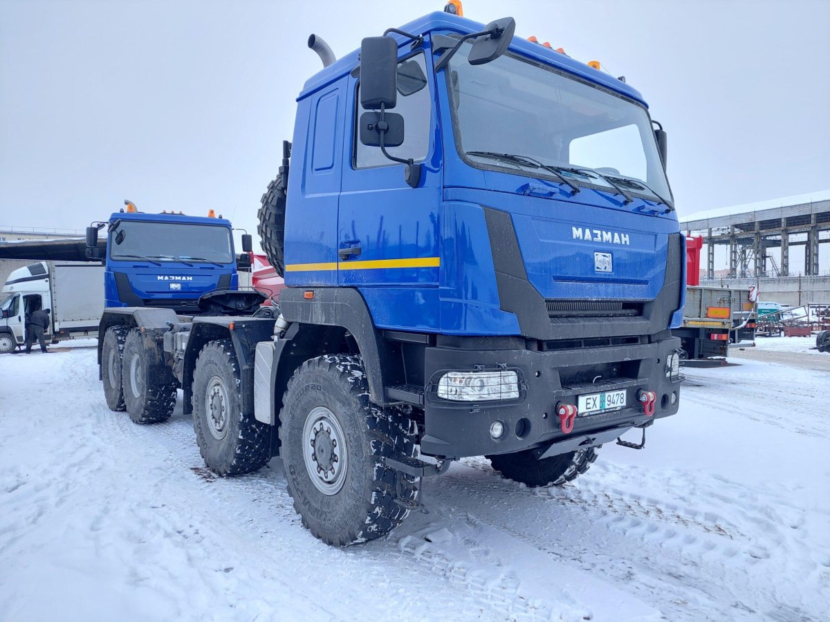 Тягач седельный тягач МАЗ-ман со снаряженной массой 9950кг