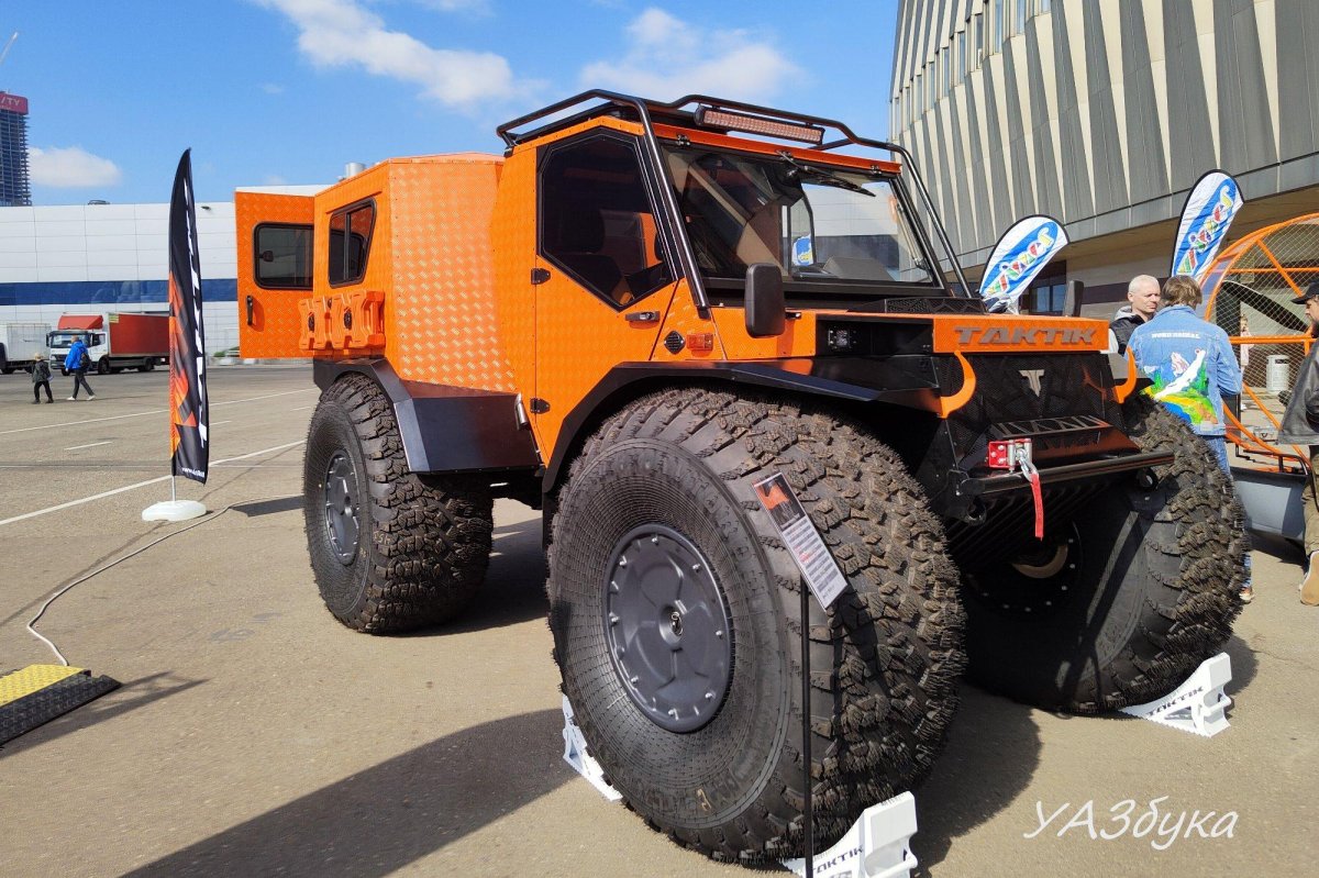 Вездеход вектор 4х4