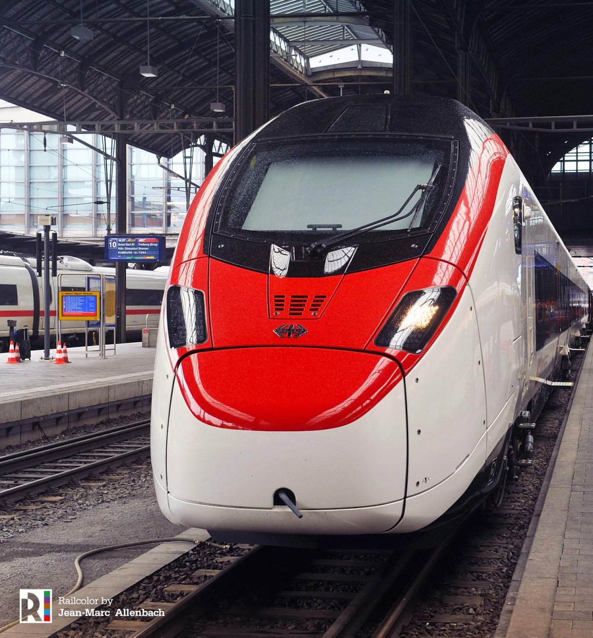 Поезд Швейцария высокоскоростной