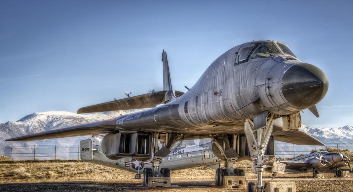 B-1 Lancer вооружение