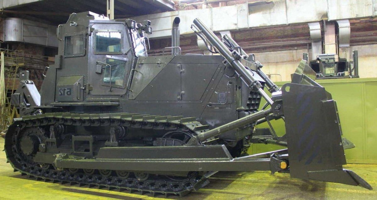 Бронированный трактор ЧТЗ