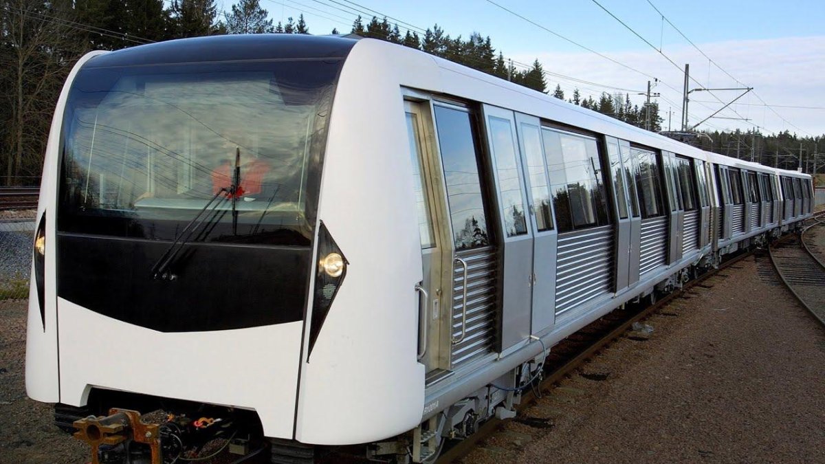 Поезд метро Bombardier