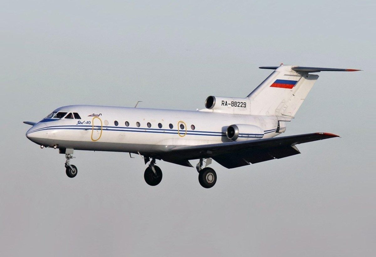 Yakovlev Yak-40
