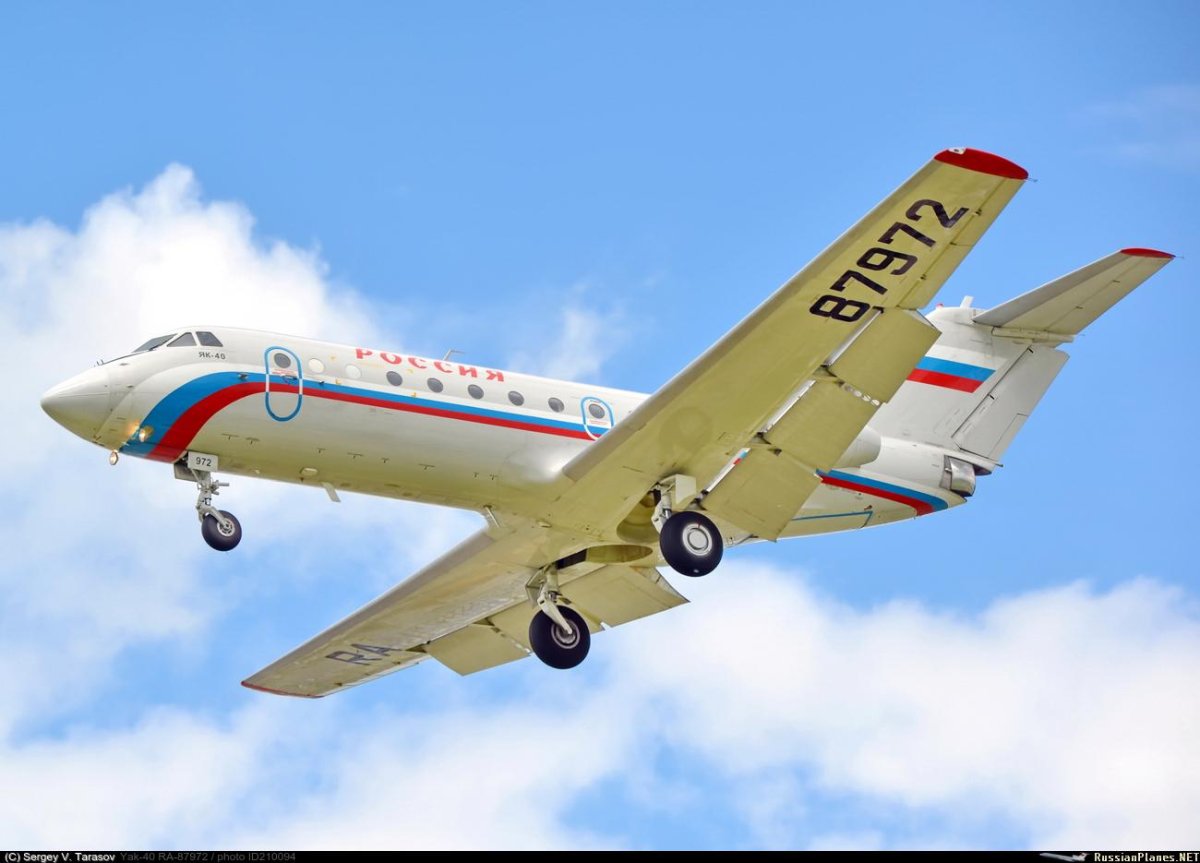 Як-40 87972