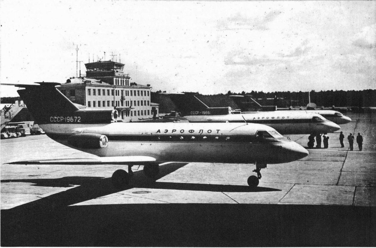 Як-40 пассажирский