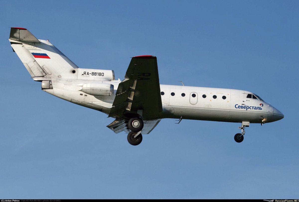 Як 40 Северсталь