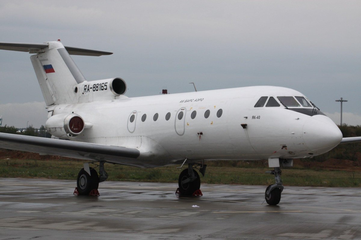 Як-40 88165 фото