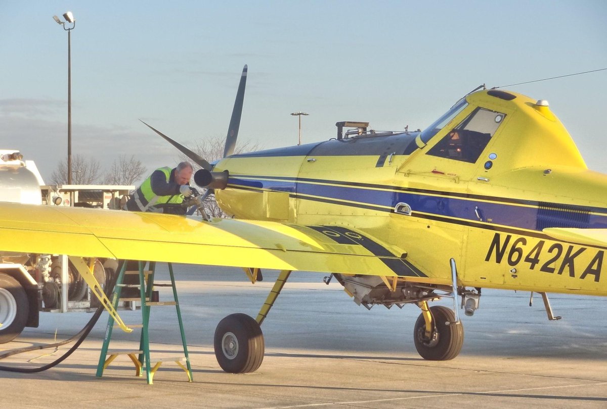 Эйр трактор АТ 502