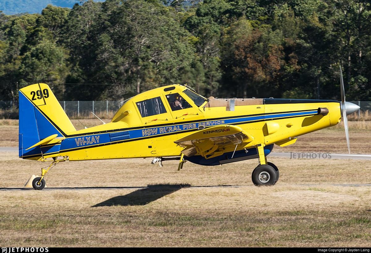 Air tractor at-300
