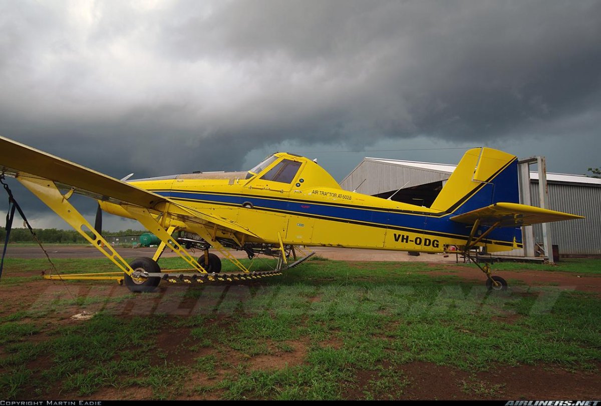 Air tractor at-502b