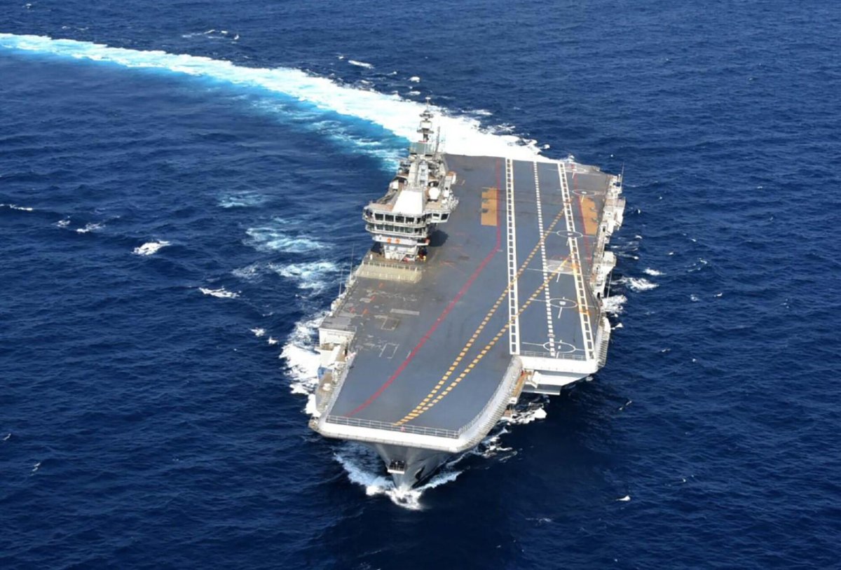 Индийский авианосец Vikrant