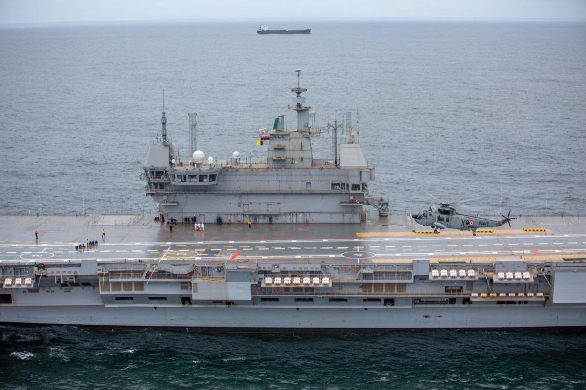 Индийский авианосец Викрант