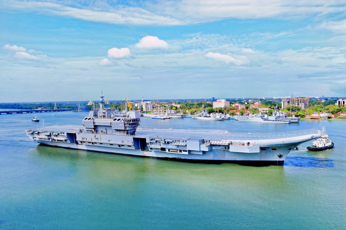 Авианосец Викрант