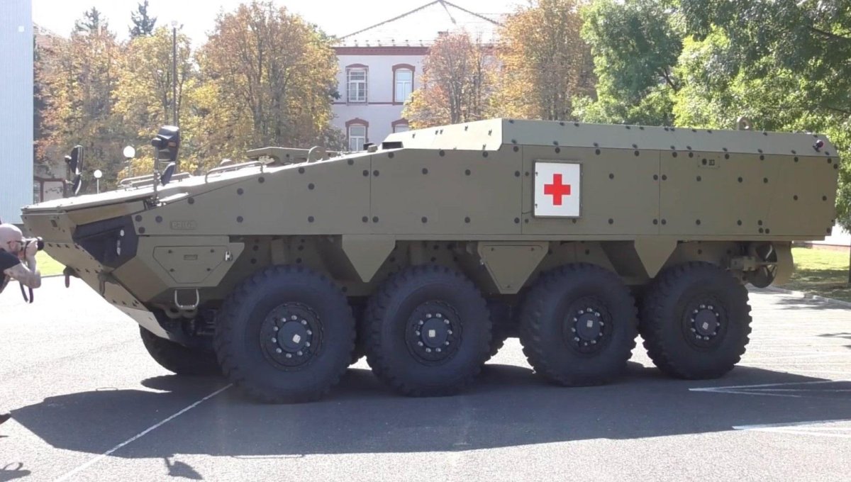 БТР Patria 8x8
