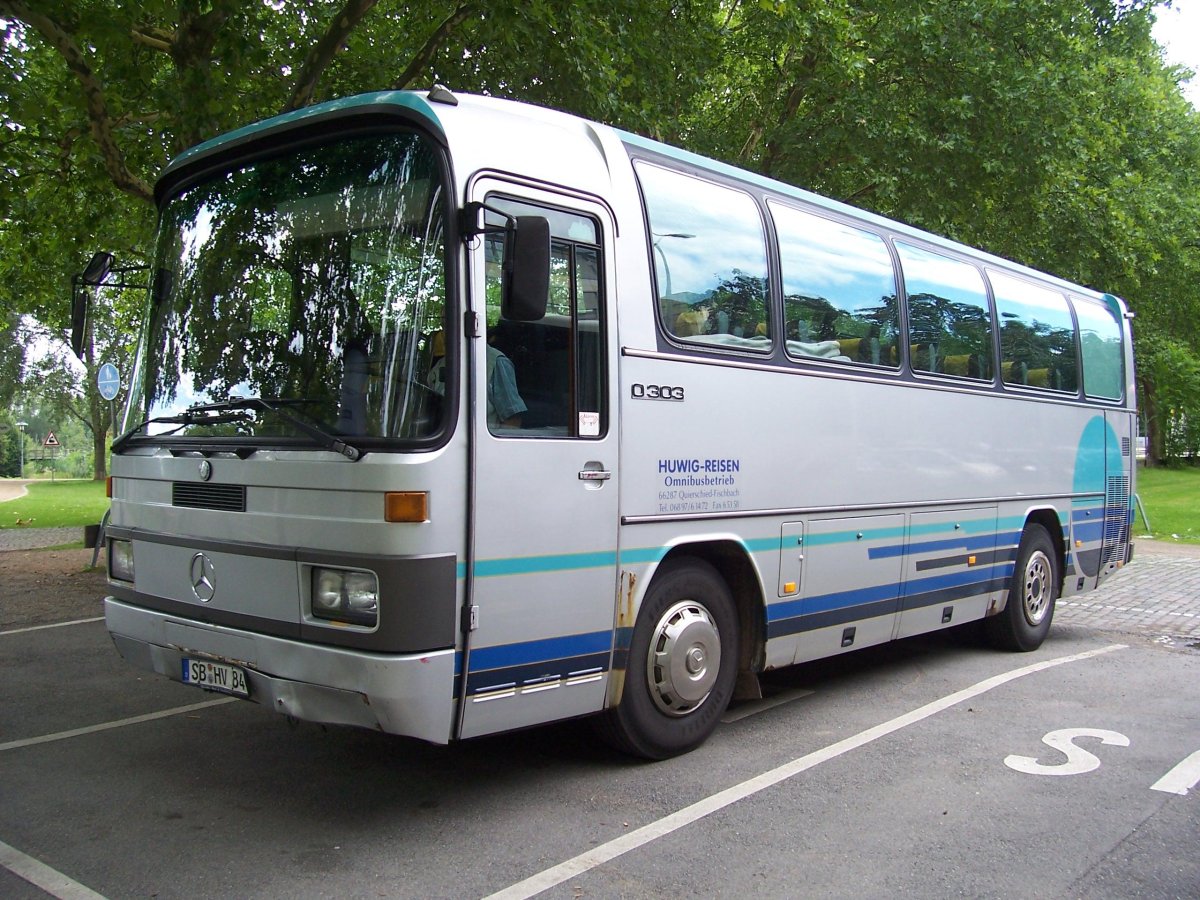 Автобус Mercedes-Benz o303