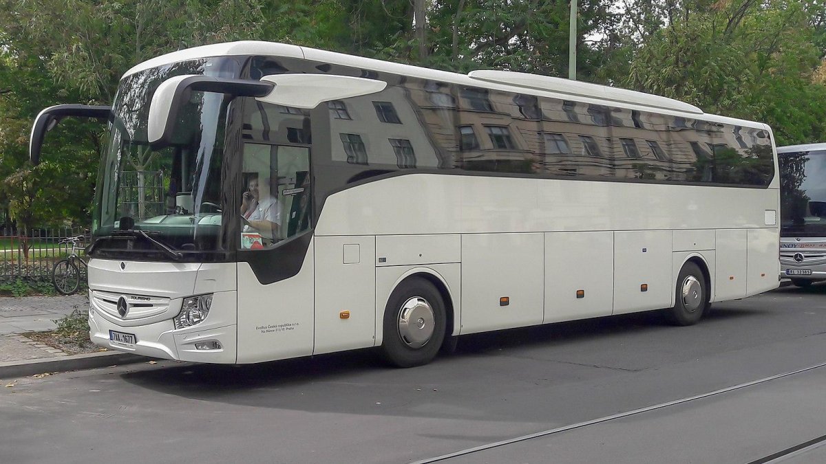 Автобус Mercedes-Benz Tourismo