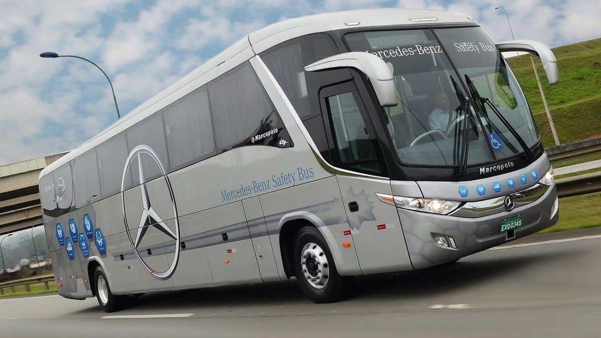 Мерседес Бенц Туризмо 0350