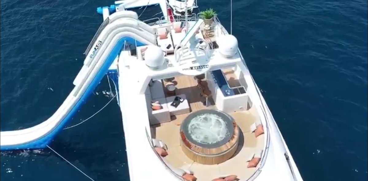 Яхта Джордана Белфорта