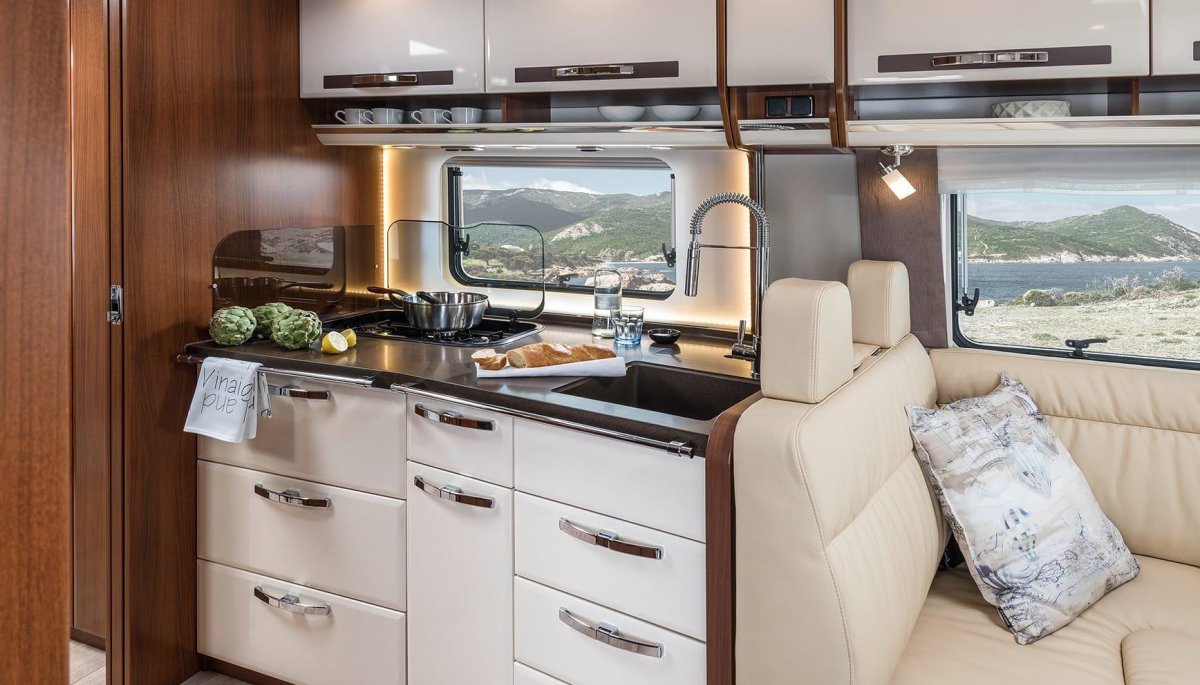 Автодом Dethleffs Globetrotter