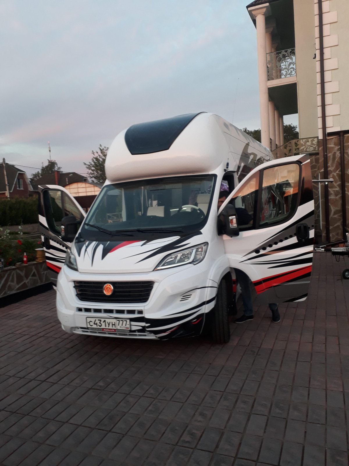 Lux form автодом