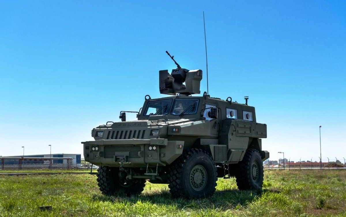 Бронированная колесная машина Арлан