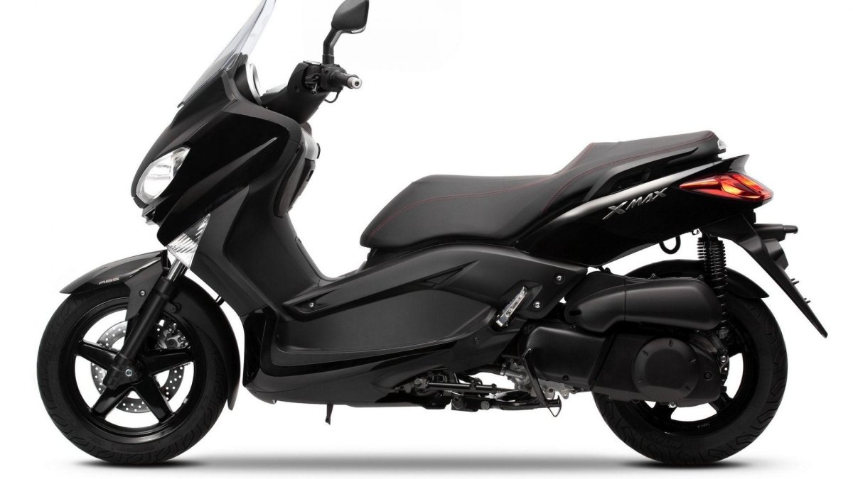 Yamaha x Max 250
