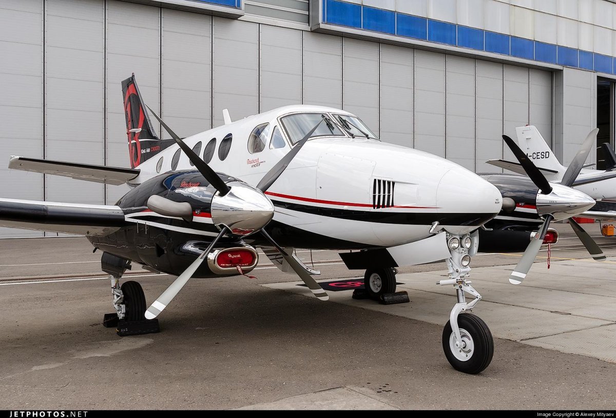 King Air c90