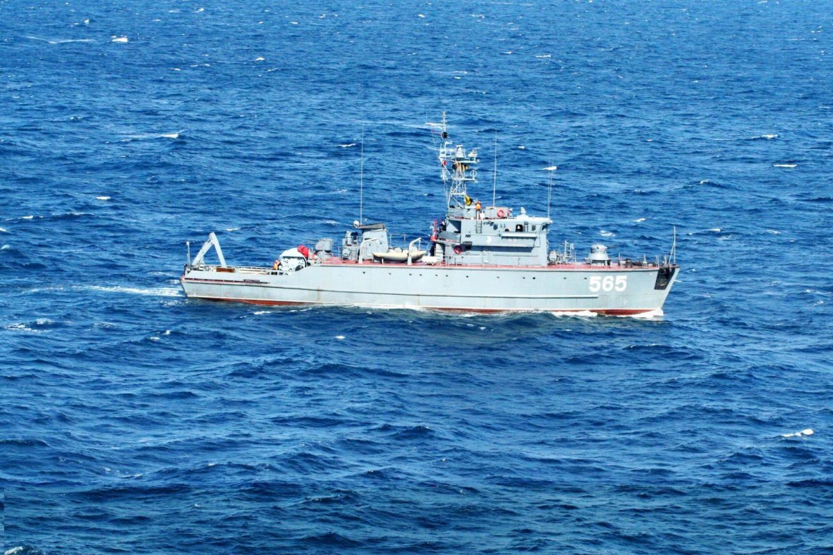 БТ 100 тральщик ТОФ