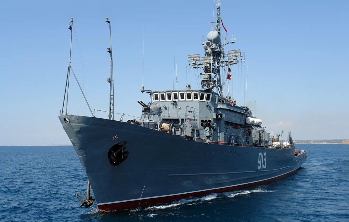 Морской тральщик Ковровец