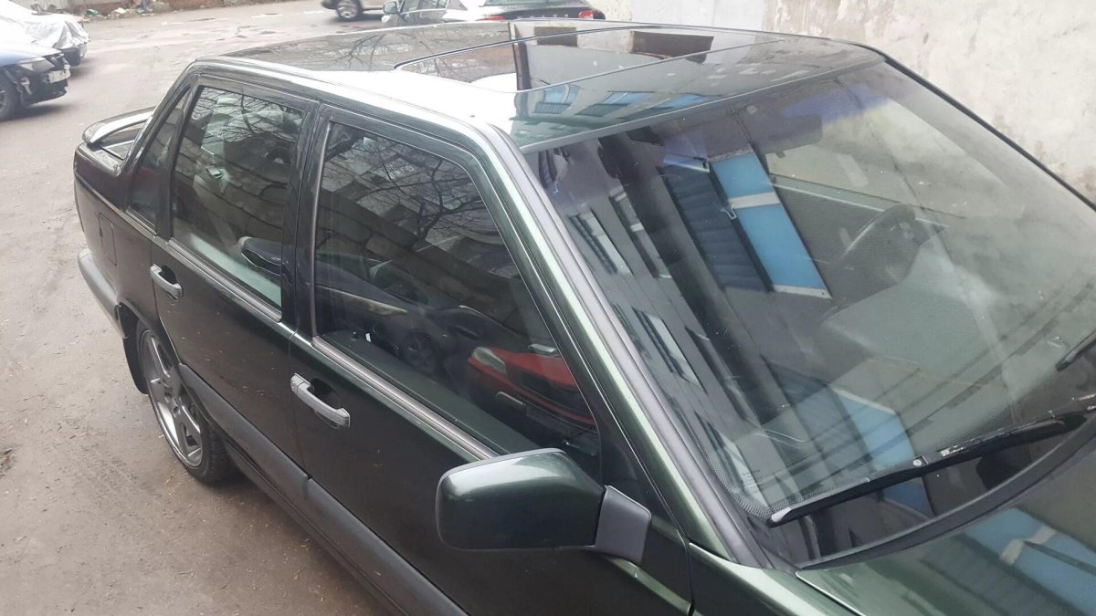 Молдинг на крышу Вольво 850