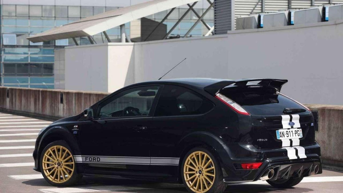 Ford Focus 2 RS черный