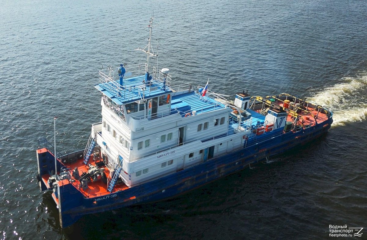 Речной буксир