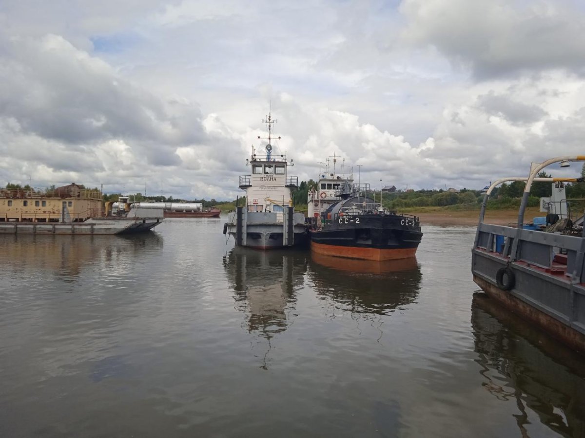 Речной транспорт России