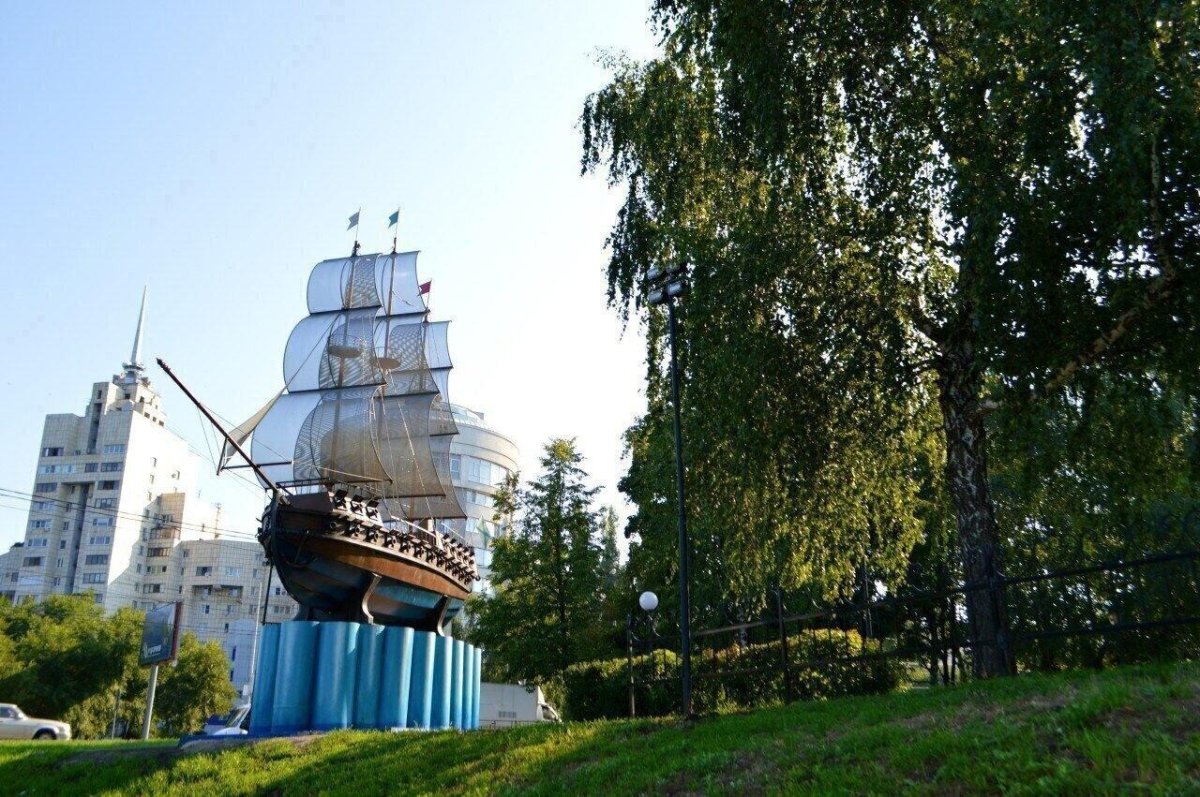 Памятник Меркурий Воронеж