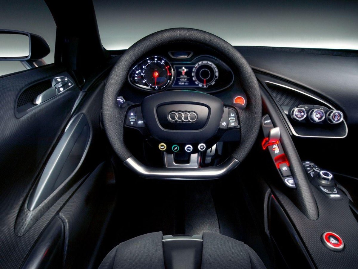 Audi le mans quattro салон