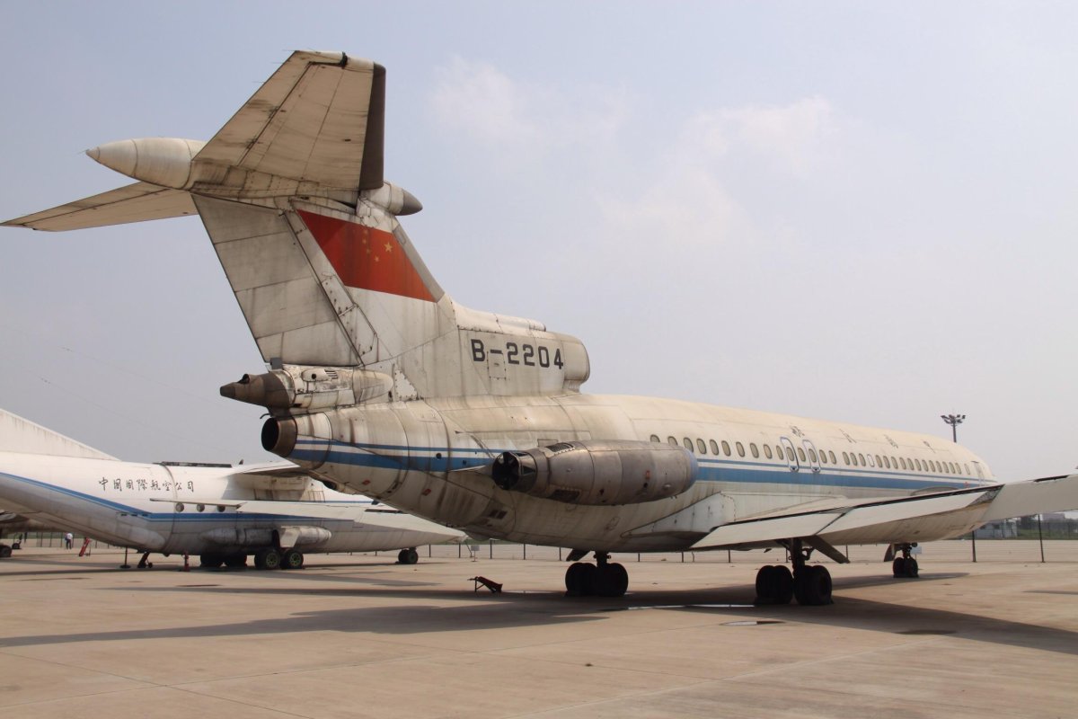 Hawker-Siddeley Trident HS.121 2