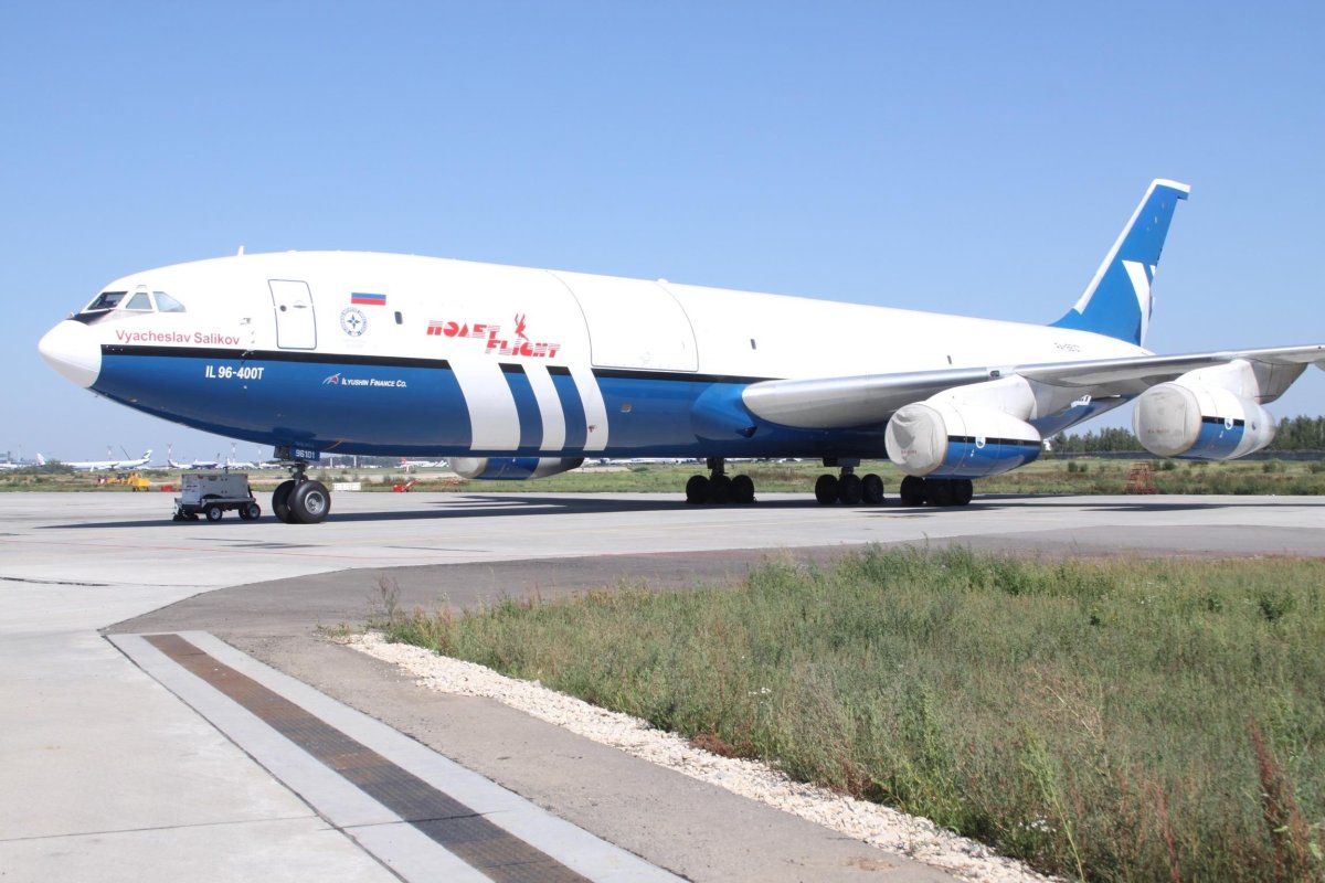 Ил 96-400т грузовой