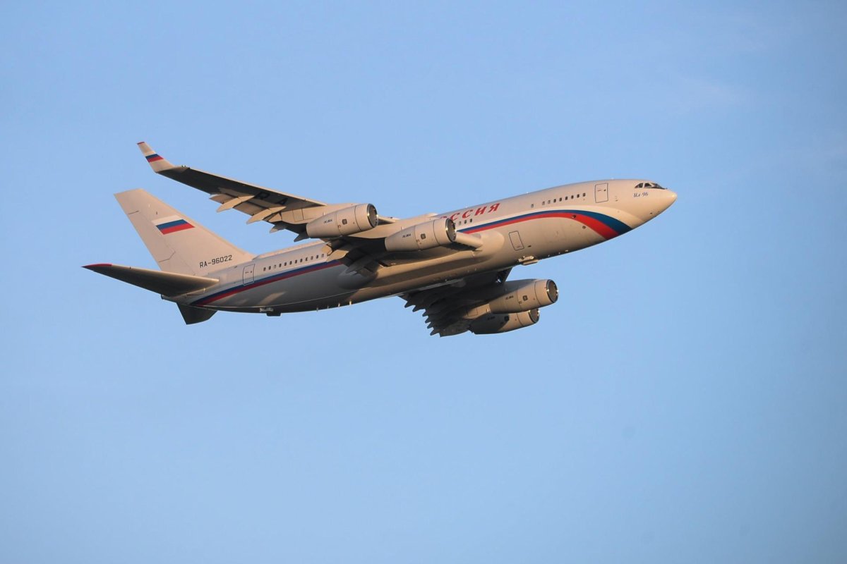 Самолет ил-96-400м