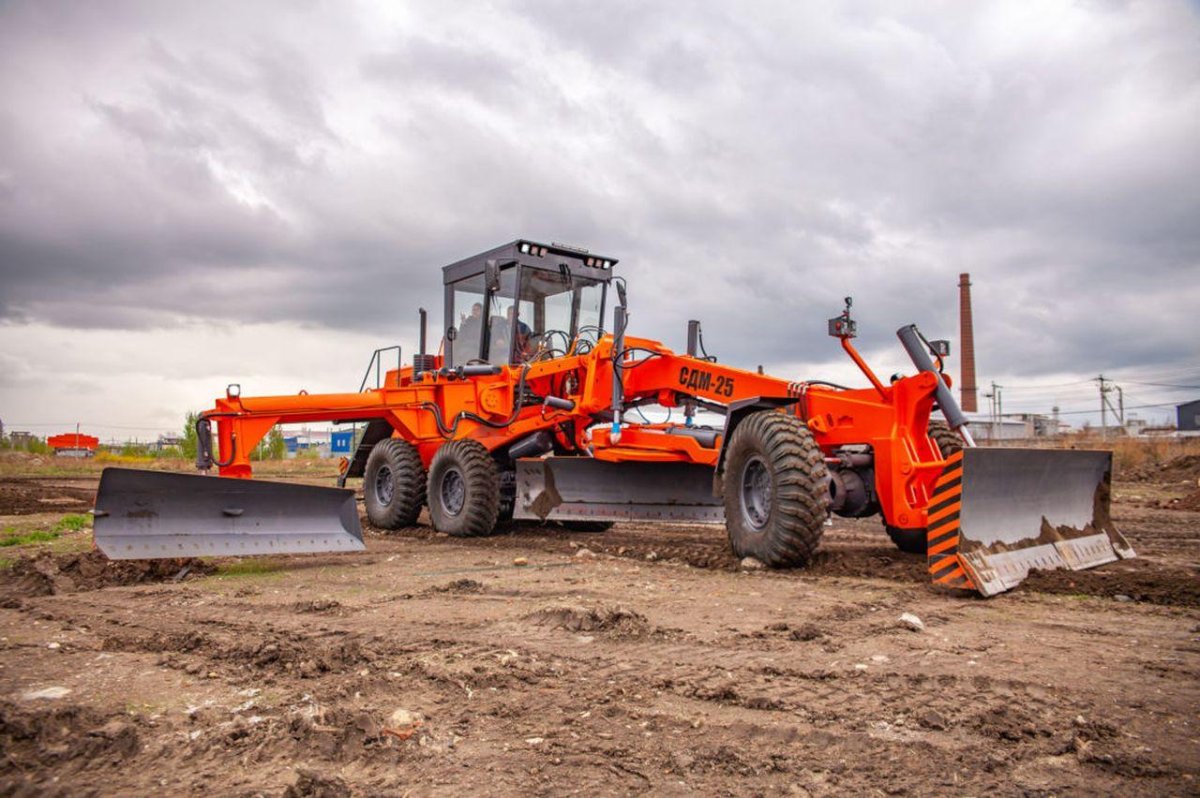 Вольво грейдер самый мощный