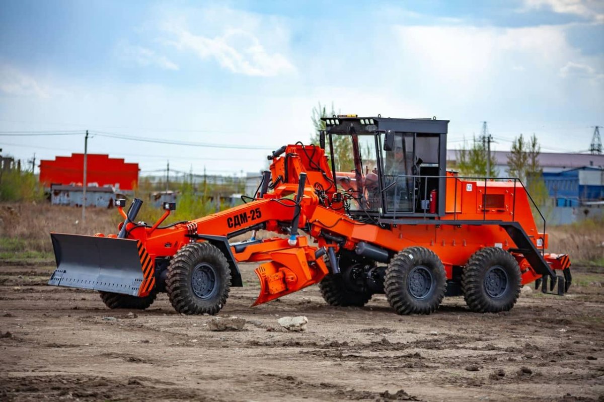 Грейдер СДМ 25