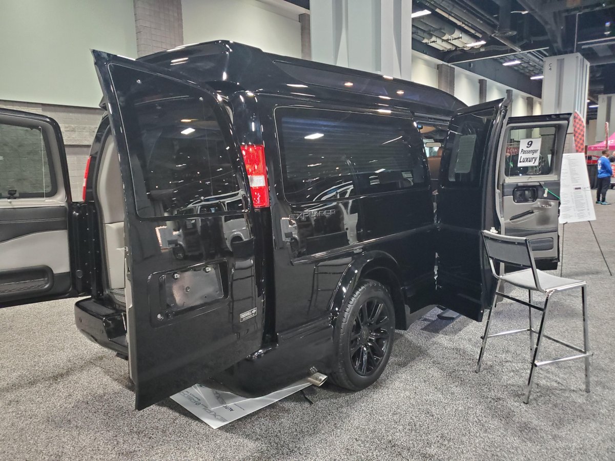 Chevrolet Express Explorer Limited