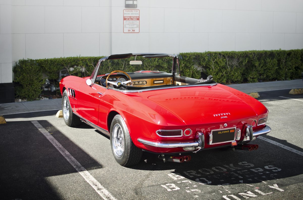 Феррари 275 GTS