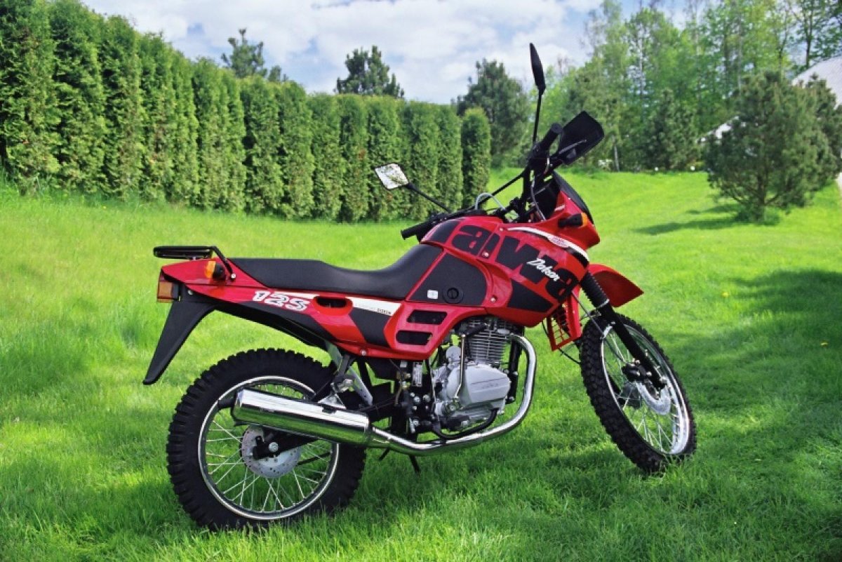 Ява Дакар 125