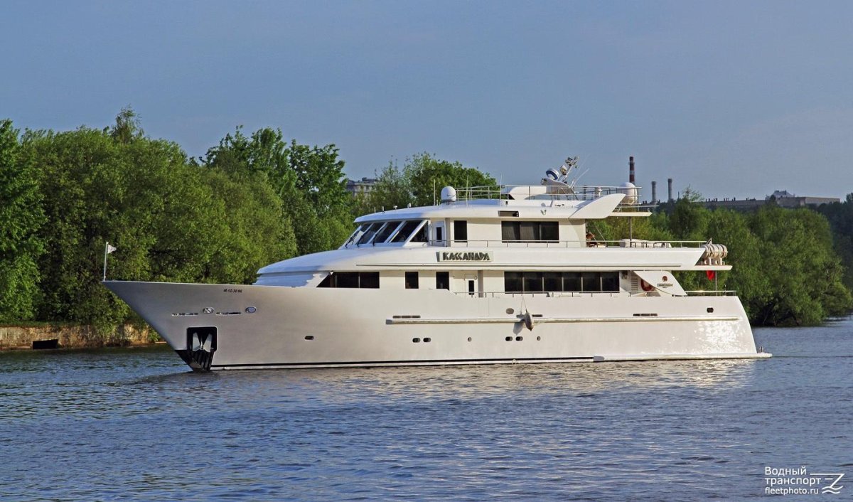 Теплоход Кассандра СПБ