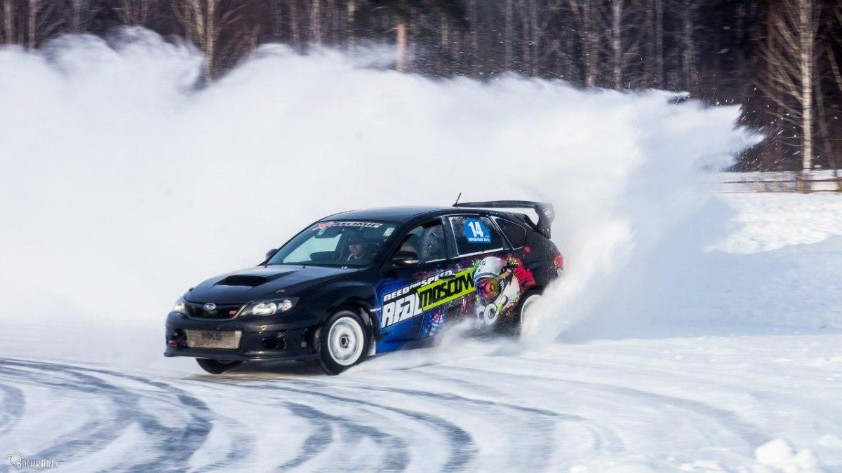Субару зимний дрифт