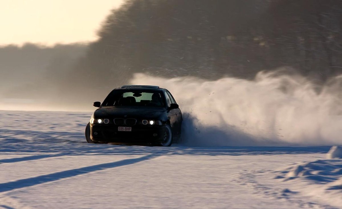 Зимний дрифт БМВ е39