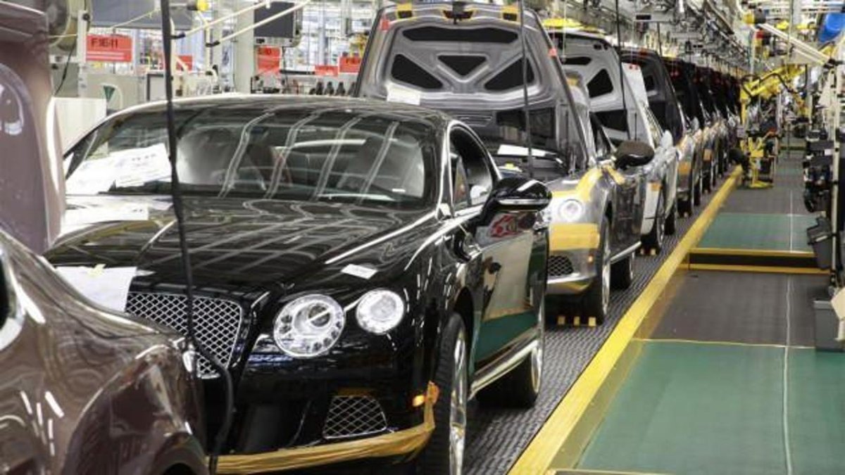 Завод Bentley Crewe