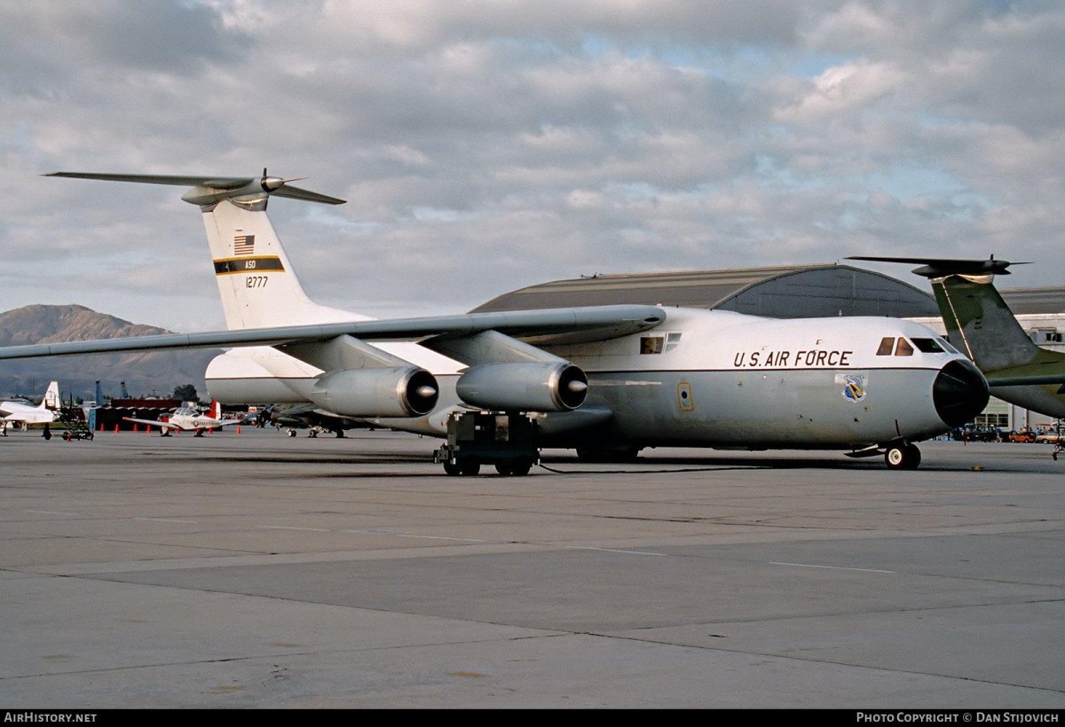 Lockheed c-141 Starlifter США